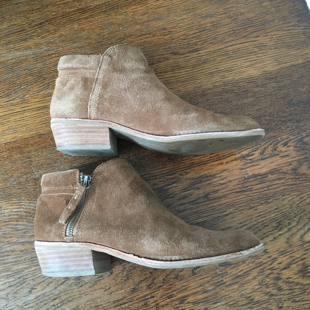 Steve Madden Booties - Picture 2 of 4